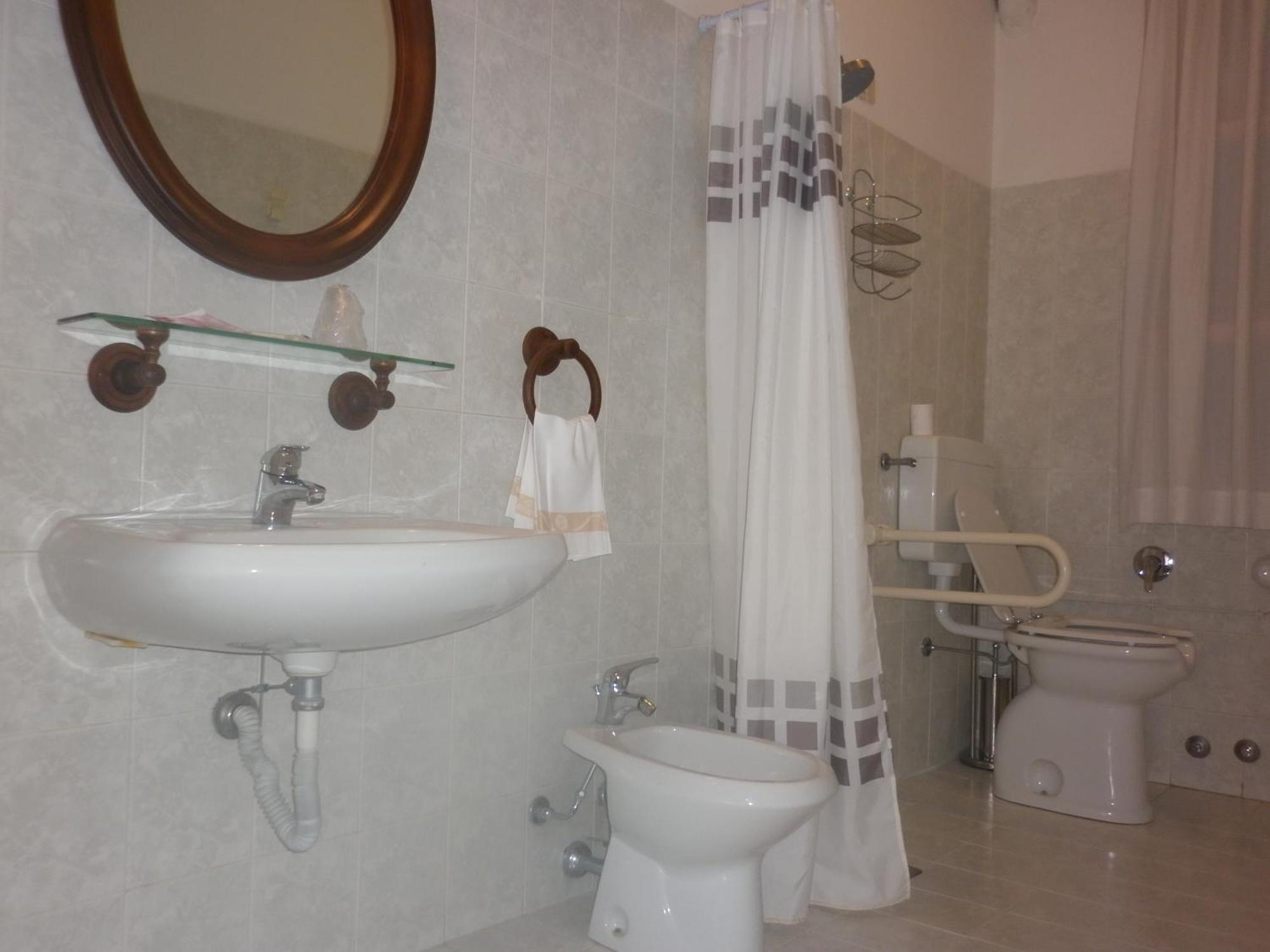 Hotel San Donnino Fidenza Pokój zdjęcie