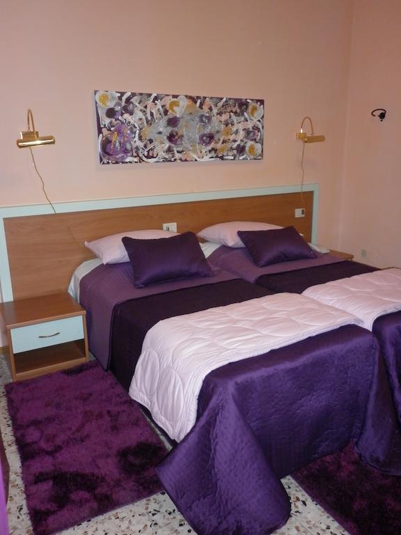 Hotel San Donnino Fidenza Pokój zdjęcie